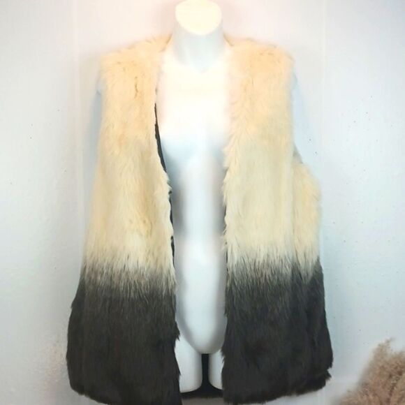 Jolt ombre cream/ chocolate brown faux fur sleeveless vest size large - Picture 9 of 10
